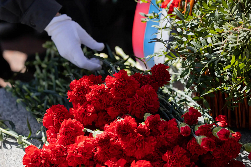 Поздравление директора Академии талантов с Днём Победы