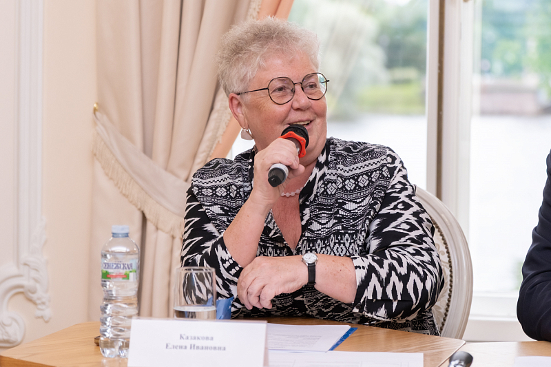Елена Казакова, председатель Экспертного совета Академии талантов: «Работу Академии талантов по развитию олимпиадного движения в Санкт-Петербурге мы признаем качественной и системной»