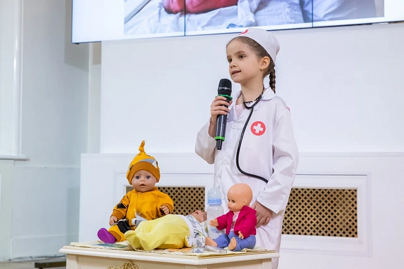 В Каменноостровском дворце прошла конференция по ранней профориентации «Я умею! Я могу!»